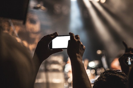smartphone ugc eyewitness